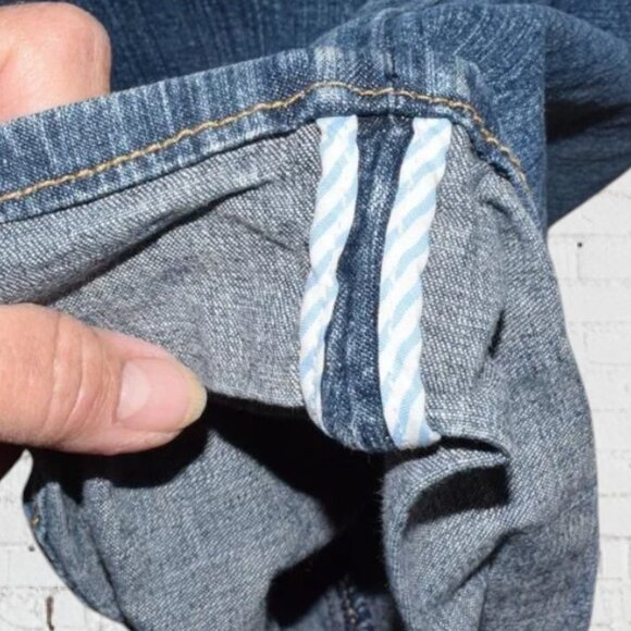 St. John's Bay Woman Stretch Plus Size Capri Cuff Blue Jeans - Picture 6 of 6